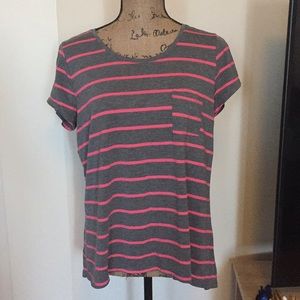 K. Jordan short sleeve top 💕💖💕